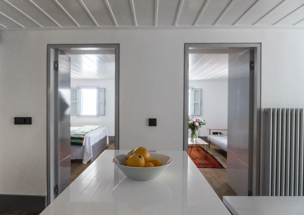 One Manto Square Apartment Mykonos Town Exterior photo